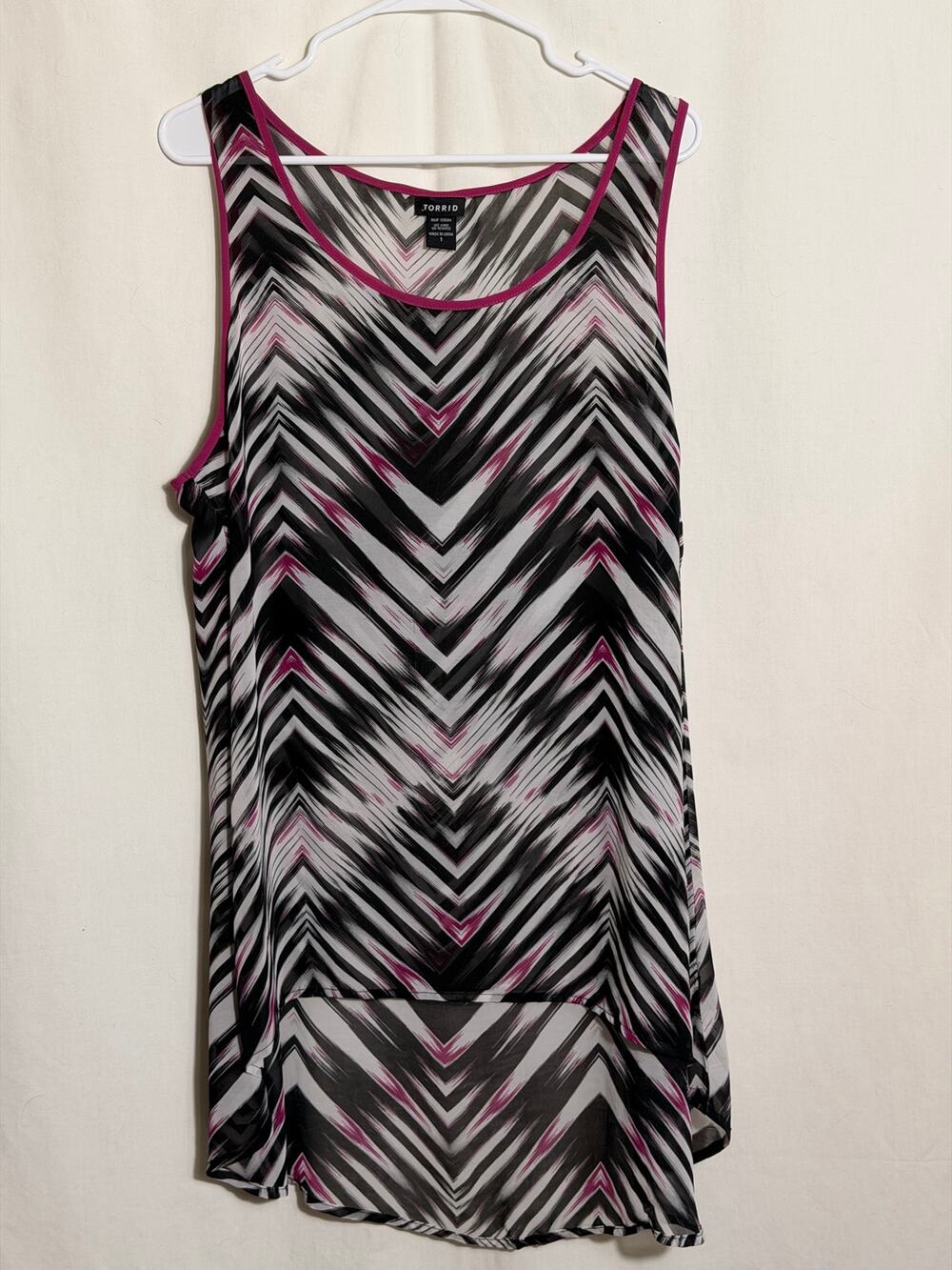 Torrid Size 1 Sheer Chevron Tank Top Pink Black White Sleeveless Y2K
